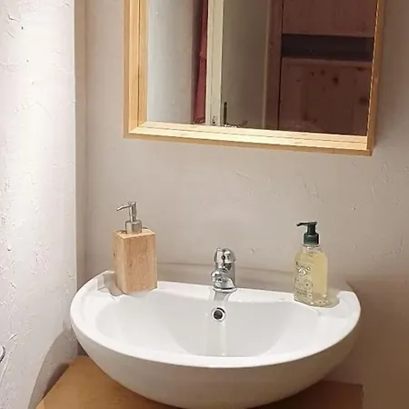Confort Aux Balcons De De Lans דירה